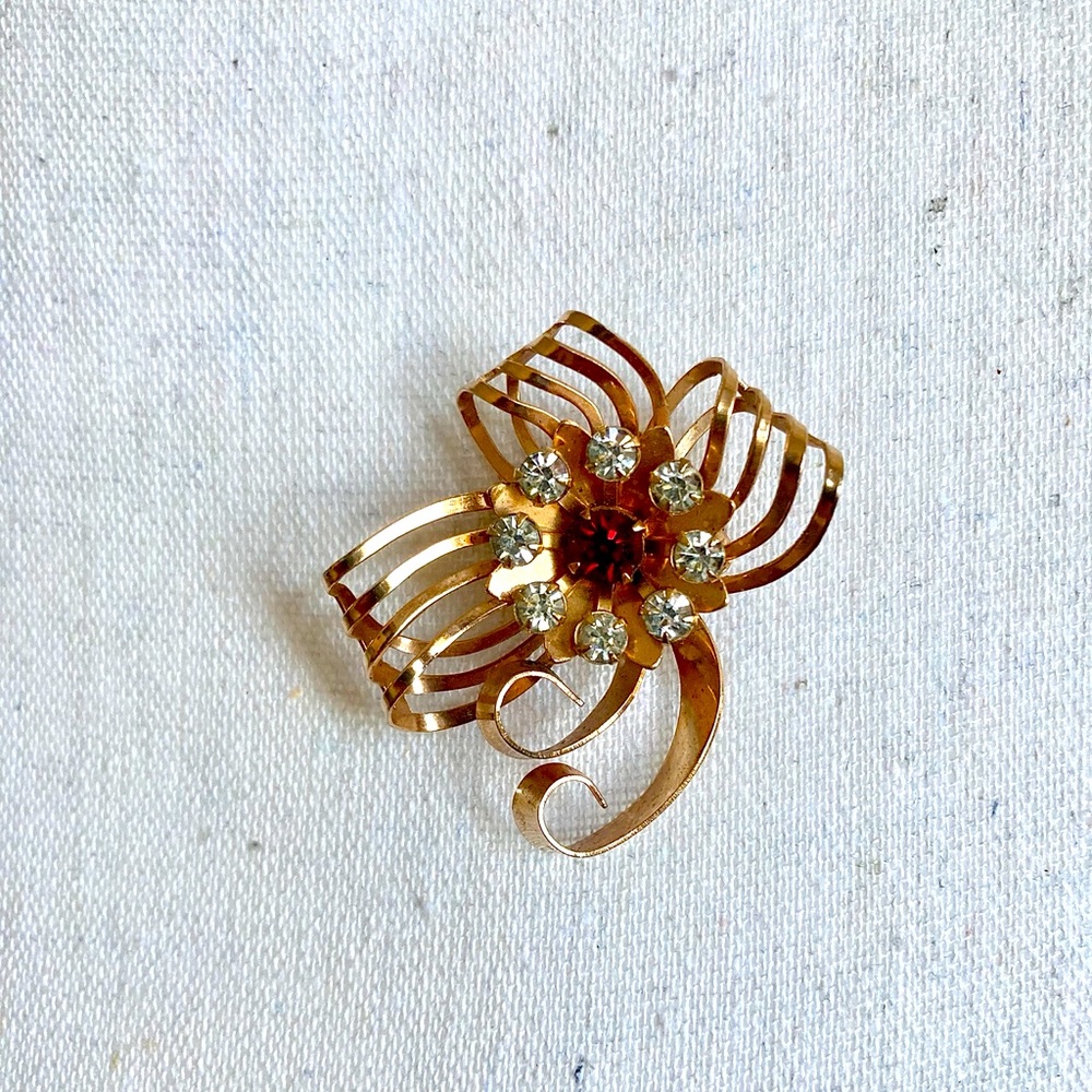 Vintage Ribbon Style Bow Pin/Pendant